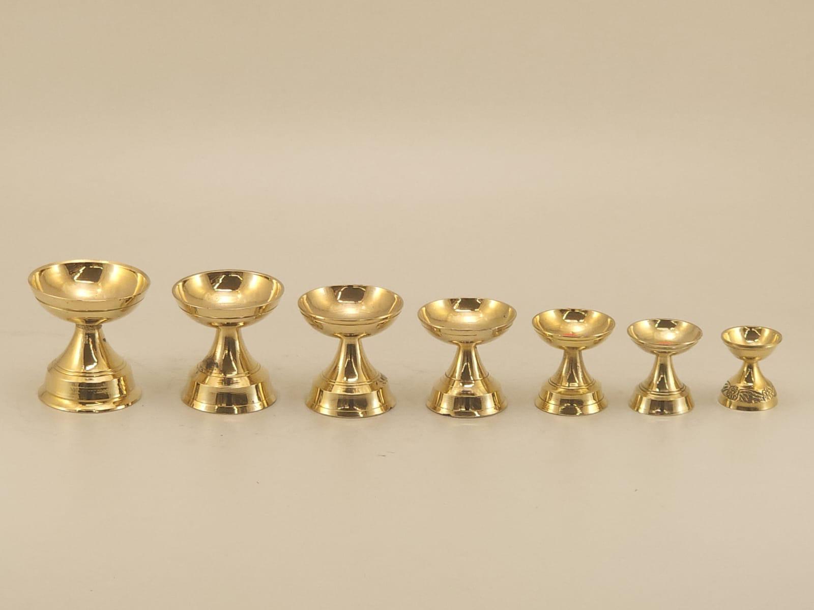 Plain Brass Diya Stand Set – Full Size Range (Set of 7)