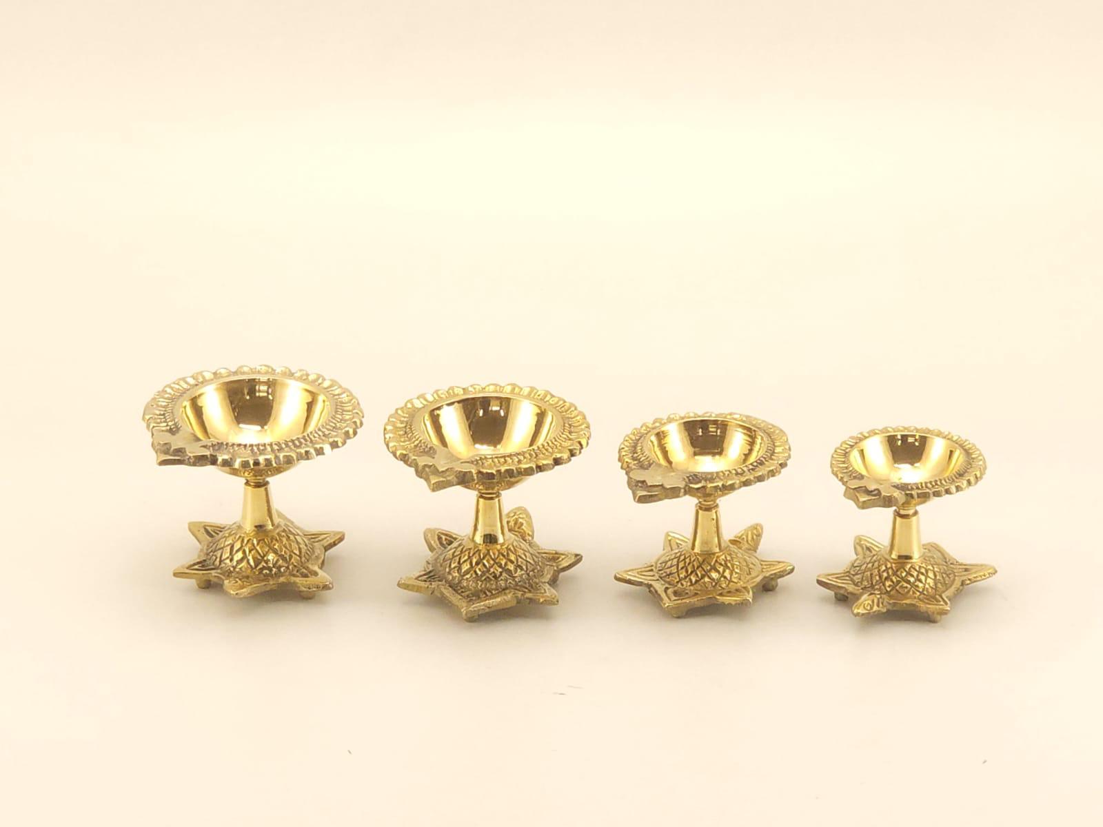 Star Base Brass Diya Stand Set – Lotus Rim Design