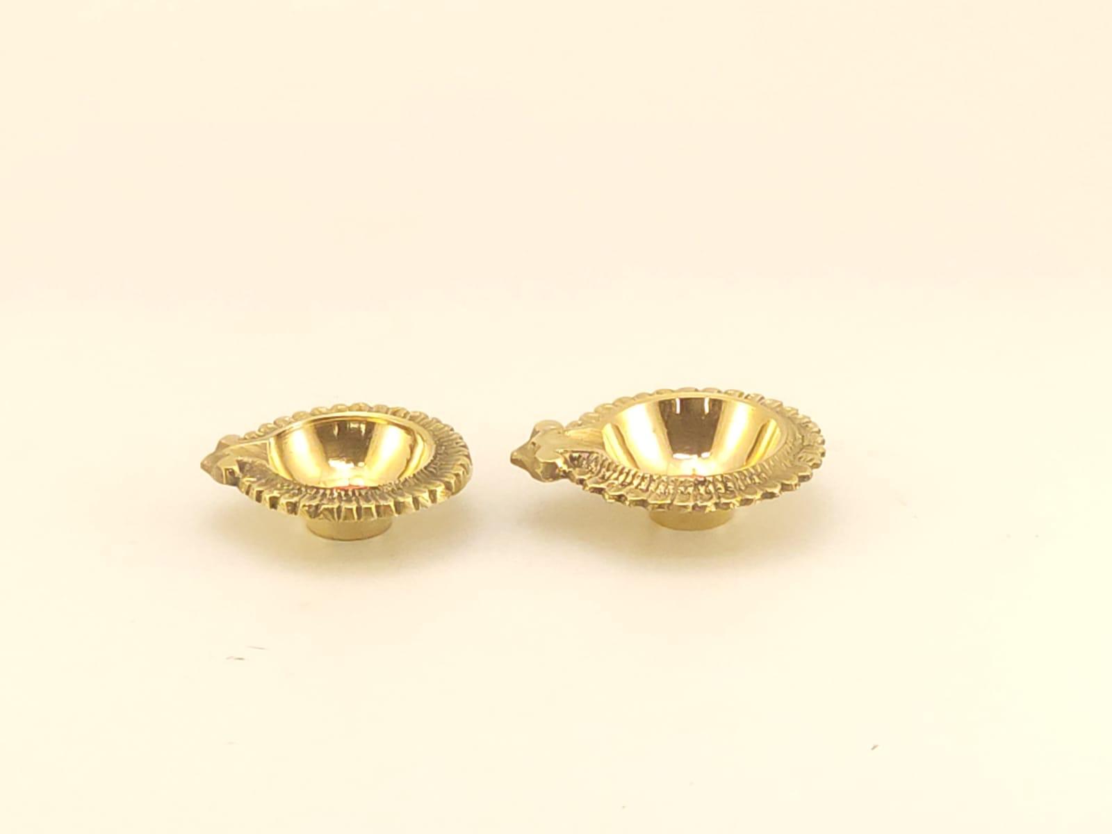 Lotus Rim Brass Diya – Flat Base Pair