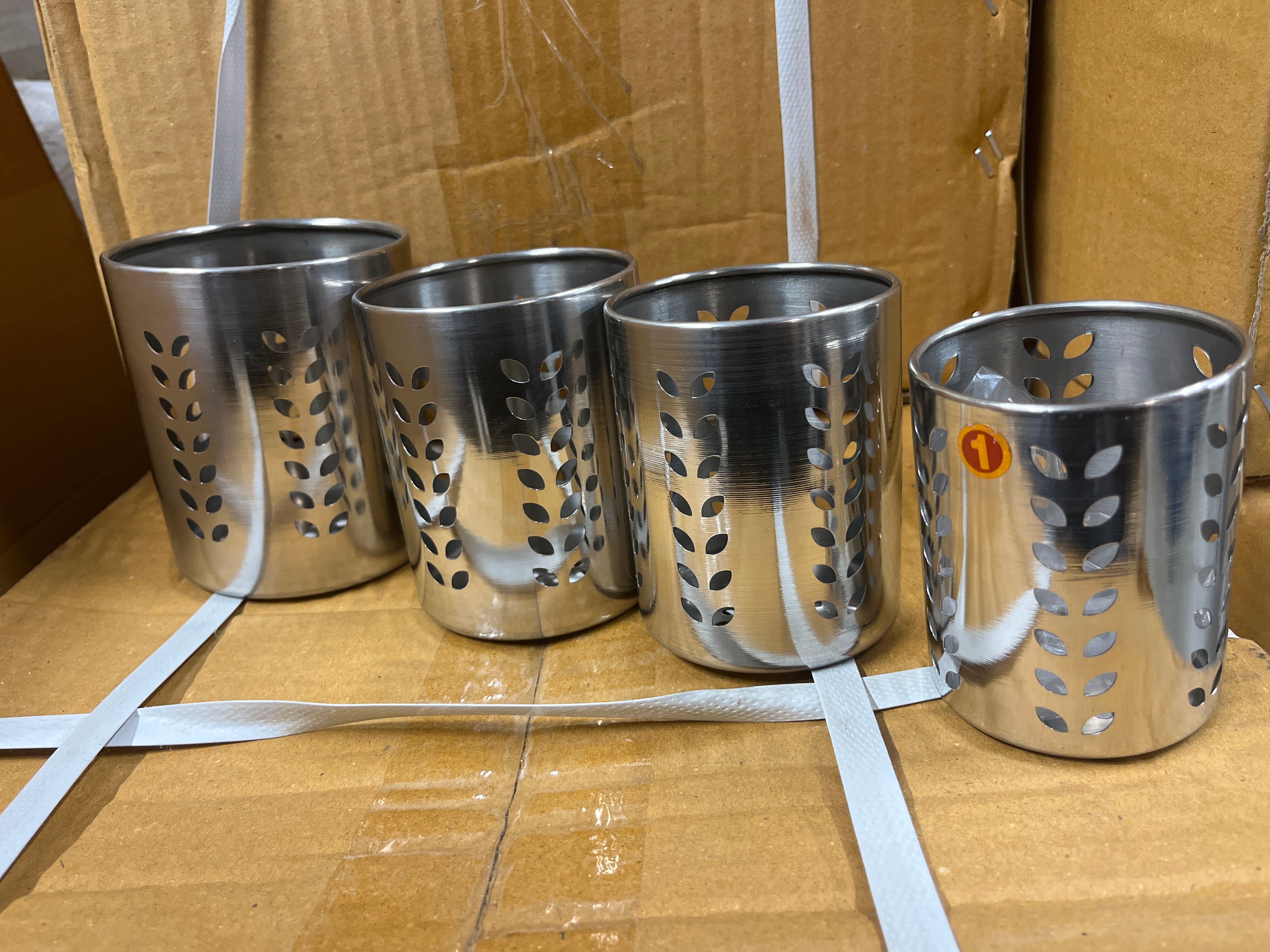 SS Curley Stand set of 4