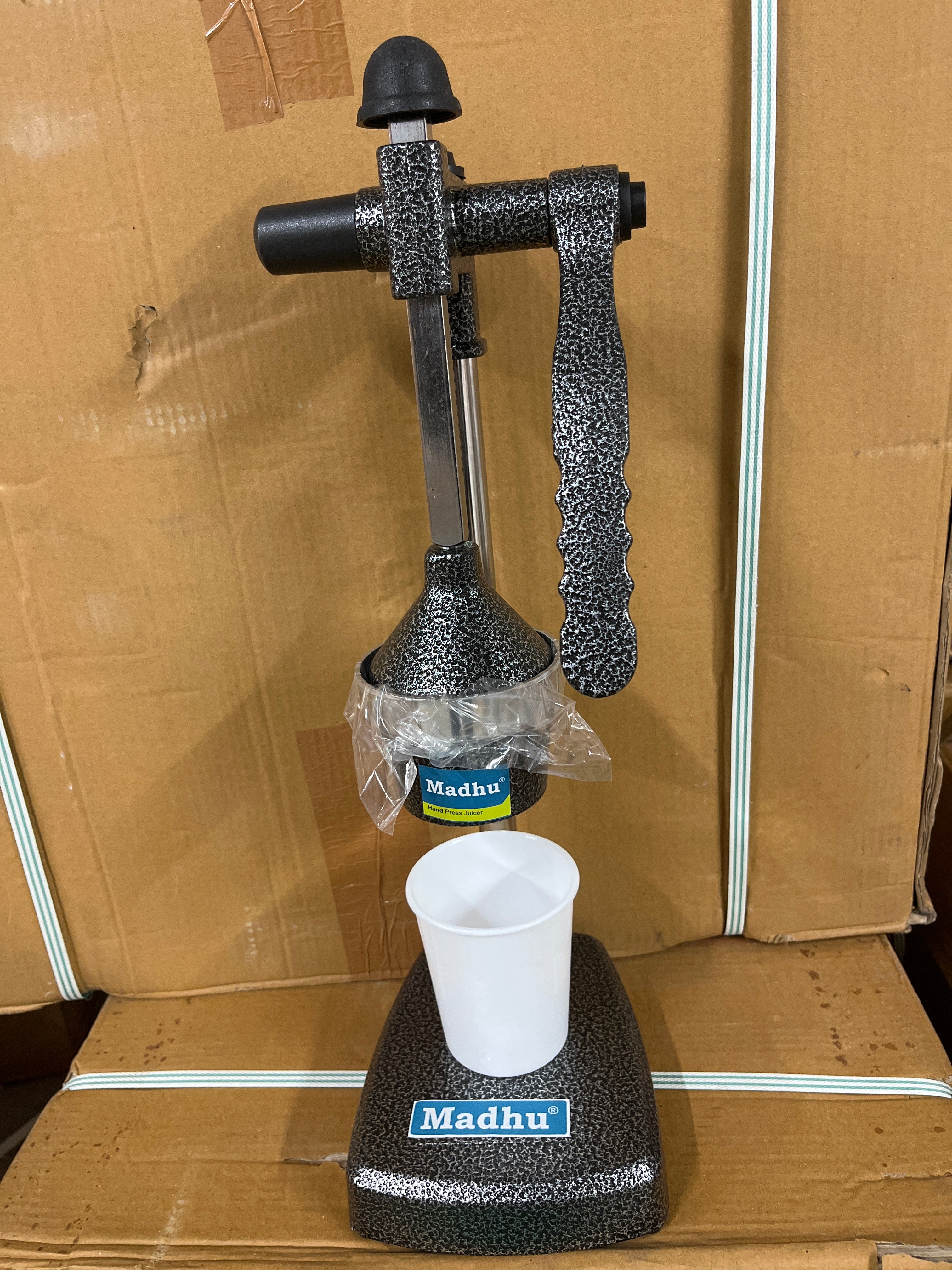 MADHU HAND PRESS JUICER